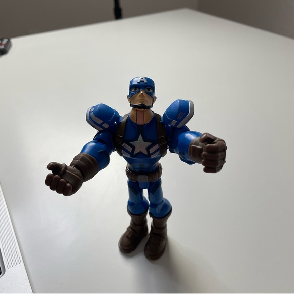 2013 Hasbro Marvel Superheroes Mashers Captain America ,Winter Soldier - Picture 3 of 5